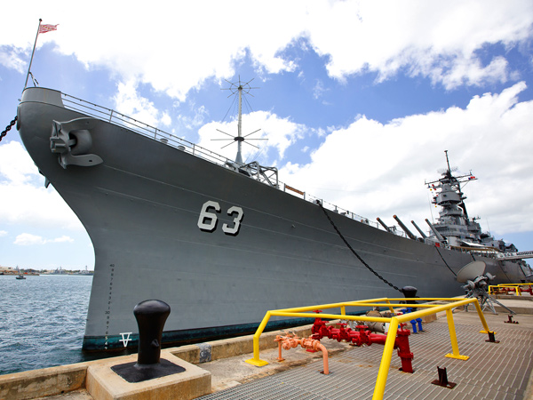 Polynesian Adventure Tours - Pearl Harbor Uncovered with Lunch