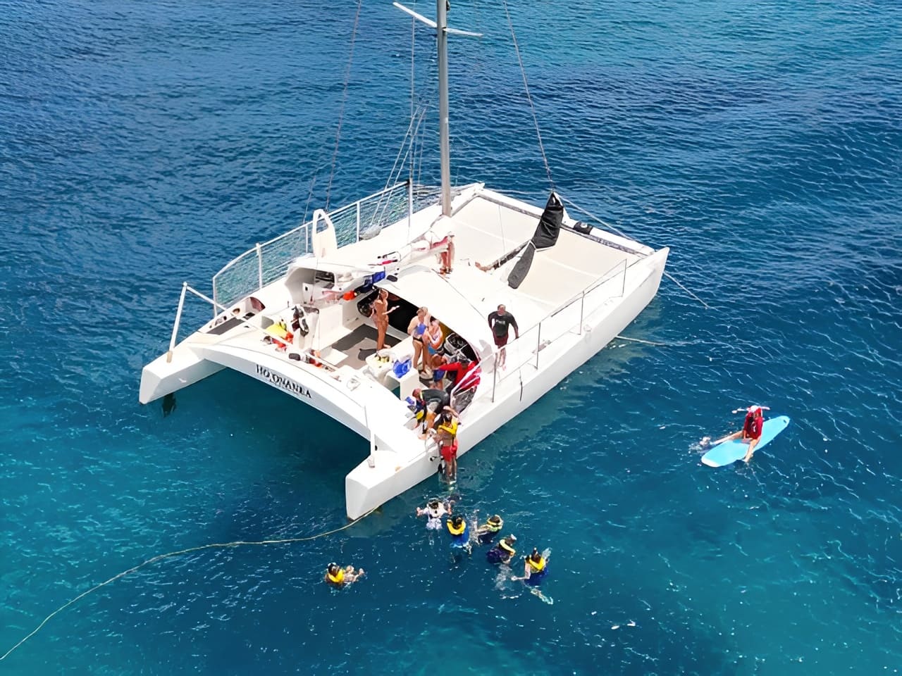 North Shore Catamaran - Morning Snorkel Picnic North Shore Catamaran - Morning Snorkel Picnic