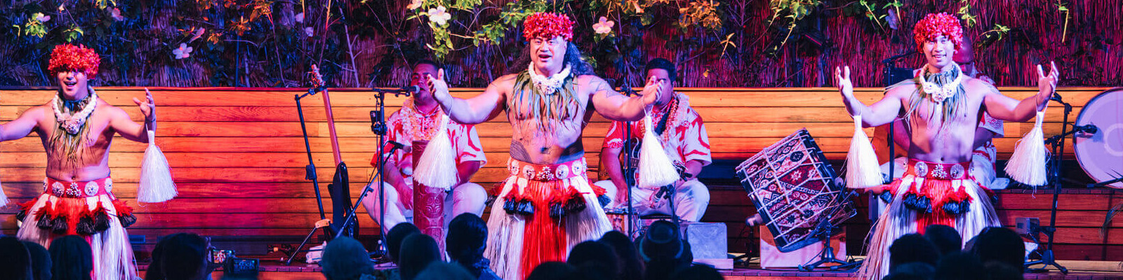 Pa'ina Waikiki - Luau at the Waikiki Beach Marriott 