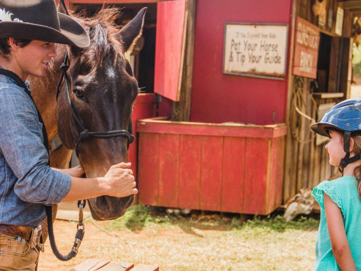 Gunstock Ranch - Pony Rides for Kids 
